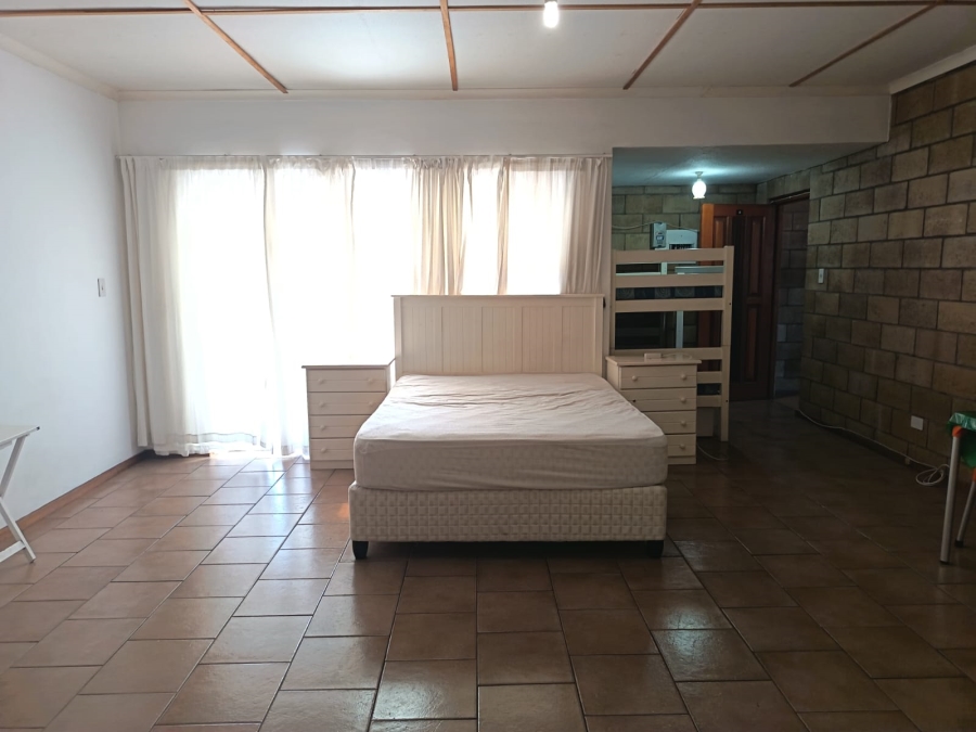 To Let 1 Bedroom Property for Rent in Ferreira Town Eastern Cape